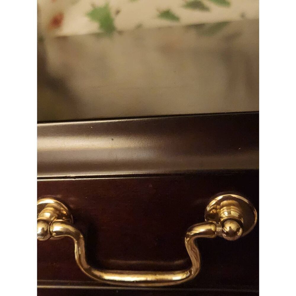 Bombay Tea Chest - Picture 15 of 15